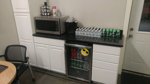 Used Car Dealer «McKee Auto», reviews and photos, 5095 NE 14th St, Des Moines, IA 50313, USA