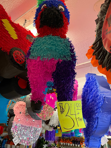 Florist «Davany Flowers & Pinatas», reviews and photos, 522 Cupples Rd, San Antonio, TX 78237, USA