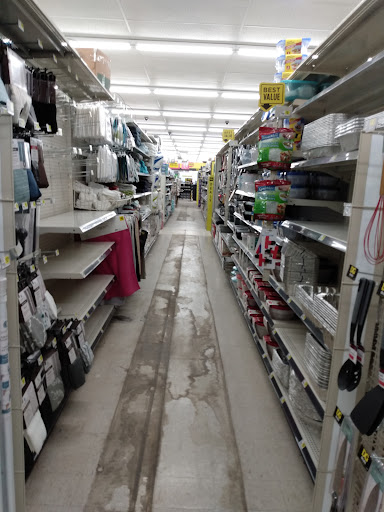 Home Goods Store «Dollar General», reviews and photos, 1522 W 9th St, Mt Carmel, IL 62863, USA