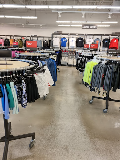 Clothing Store «Nike Clearance Store», reviews and photos, 4099 S Plaza Dr, Memphis, TN 38116, USA