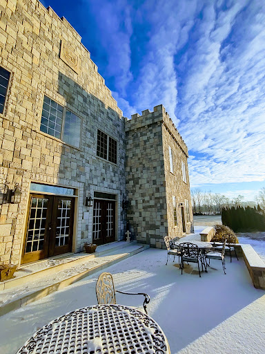 Castle «Clayshire Castle», reviews and photos, 8780 E County Rd 75 N, Bowling Green, IN 47833, USA