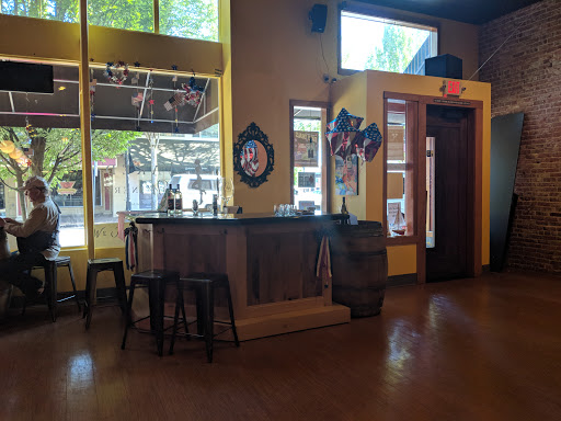 Wine Bar «Naked Winery McMinnville Tasting Room», reviews and photos, 211 NE 3rd St, McMinnville, OR 97128, USA