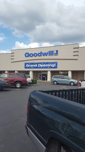 Thrift Store «Goodwill Sebring Superstore», reviews and photos