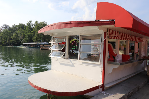 Amusement Park «Lake Winnepesaukah Amusement Park», reviews and photos, 1730 Lakeview Dr, Rossville, GA 30741, USA