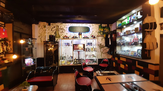 Montevideo Indoor Cofee shop