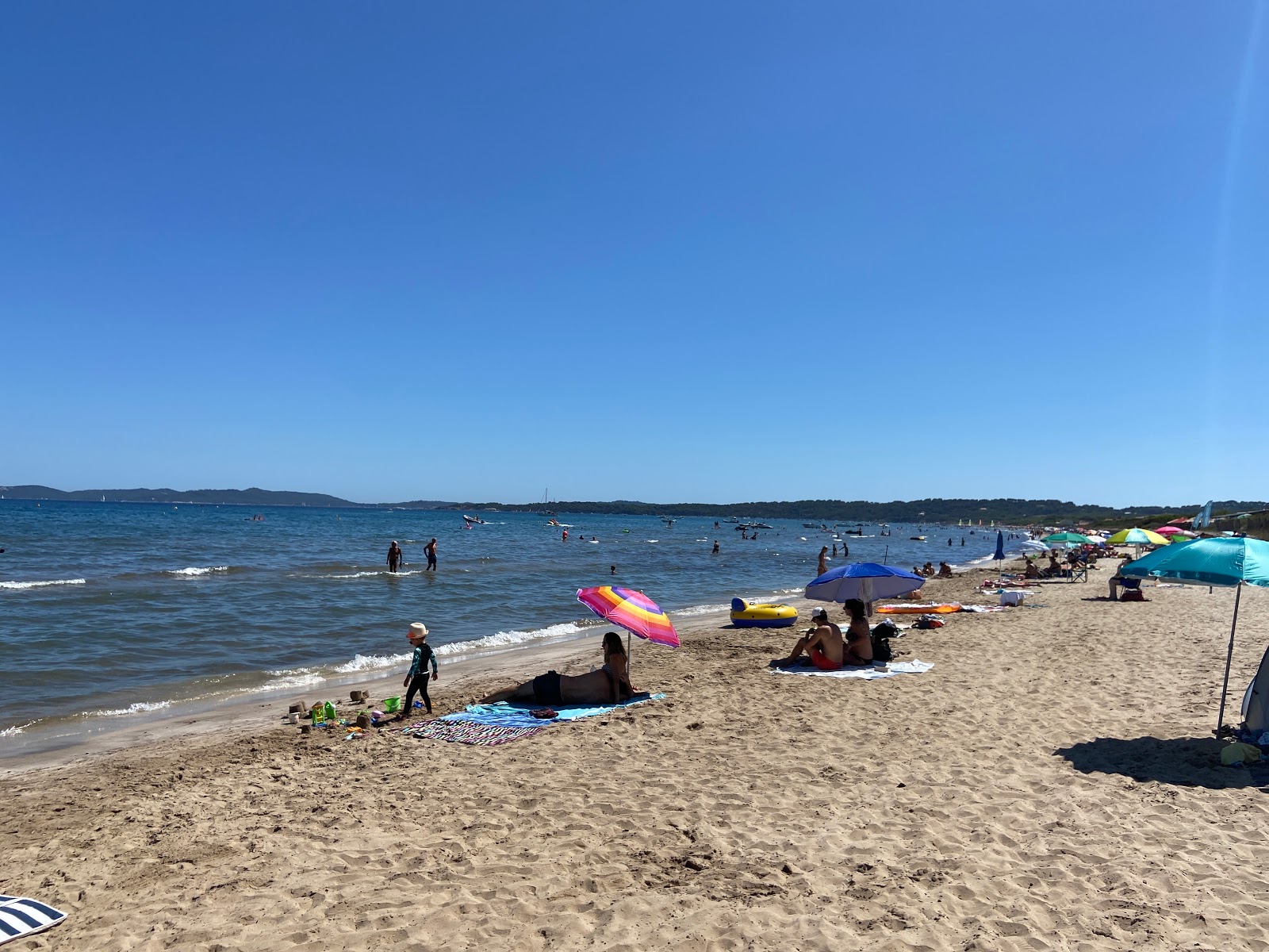 Capte beach'in fotoğrafı biraz temiz temizlik seviyesi ile