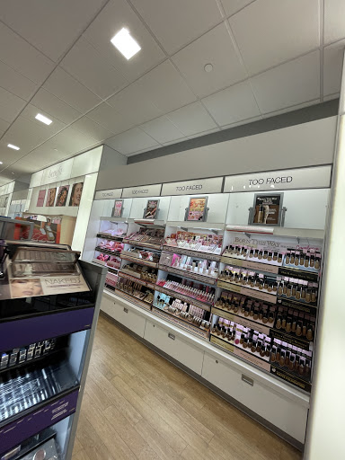 Hair Salon «Ulta Beauty», reviews and photos, 2915 Harrison Ave NW #255, Olympia, WA 98502, USA