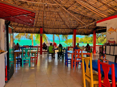 Restaurante “Dora María” - Calle Yucatán 1455, 77960 Calderitas, Q.R., Mexico