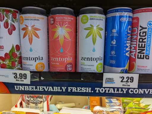 Grocery Store «Center Market Hopmere», reviews and photos, 9005 River Rd NE, Salem, OR 97303, USA