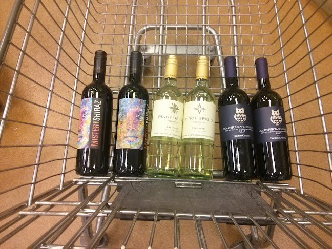 Reviews of Majestic Wine Ealing in London - Liquor store