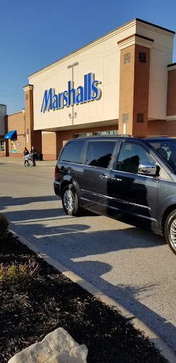 Marshalls, 3303 S Glenstone Ave, Springfield, MO 65804, USA, 