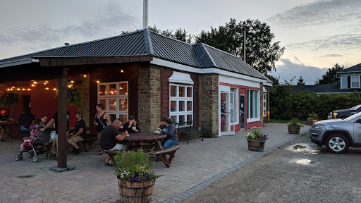 Ice Cream Shop «Milkhouse Ice Cream and Coffee Cafe», reviews and photos, 4189 Keewahdin Rd, Fort Gratiot Twp, MI 48059, USA