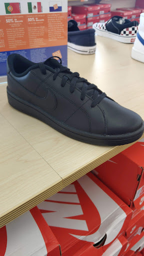 Shoe Store «Rack Room Shoes», reviews and photos, 4677 W Irlo Bronson Memorial Hwy, Kissimmee, FL 34746, USA