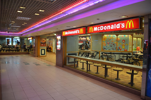 McDonald's at Camoes