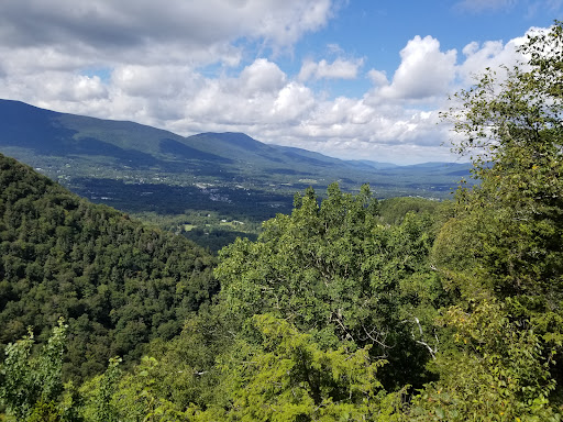 Bromley Mountain, Long Trail