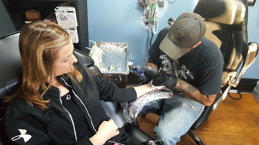 Tattoo Shop «Mystic Images Tattoo Co.», reviews and photos, 240 N 10th St, Noblesville, IN 46060, USA