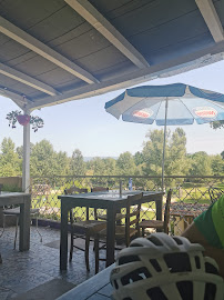Atmosphère du Restaurant Un coin de paradis à Arandon-Passins - n°9