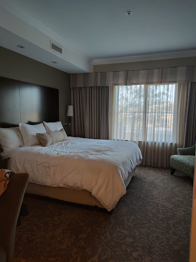La Bellasera Hotel & Suites image