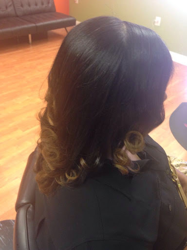 Beauty Salon «Perfect Hair Salon Dominican Style», reviews and photos, 86 York Rd, Willow Grove, PA 19090, USA