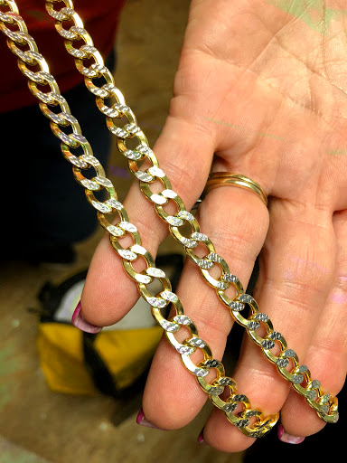 Pawn Shop «Money & More», reviews and photos, 1025 S Riverside Dr, Iowa City, IA 52246, USA