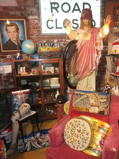 Tattoo Shop «Curiosity Shop», reviews and photos, 100 43rd St #116, Pittsburgh, PA 15201, USA