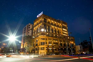 Best Western Premier Hotel Gulberg Lahore image