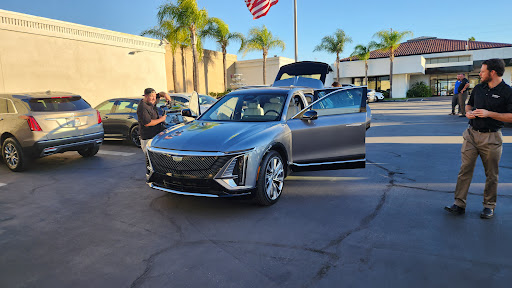 Boulevard Cadillac image