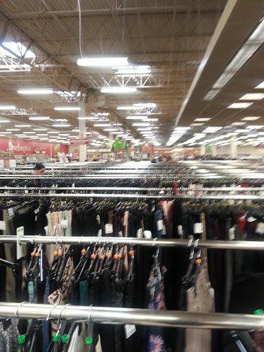 Clothing Store «Burlington Coat Factory», reviews and photos, 955 W Brandon Blvd, Brandon, FL 33511, USA