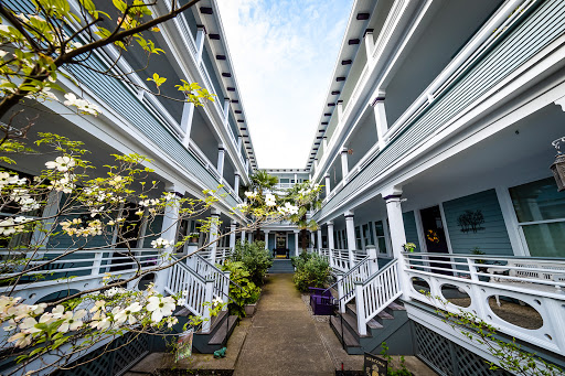 Painter «PORTLAND PAINTING & RESTORATION», reviews and photos, 924 SE Stephens St, Portland, OR 97214, USA