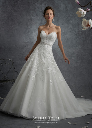 Bridal Shop «White Orchid Bridal», reviews and photos, 12420 Archer Ave, Lemont, IL 60439, USA