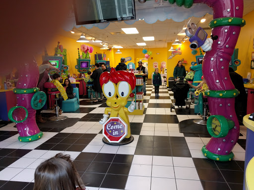 Shopping Mall «The Shoppes at Farmington Valley», reviews and photos, 110 Albany Turnpike, Canton, CT 06019, USA