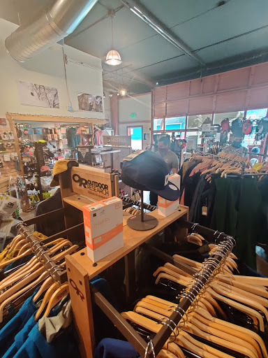 Outdoor Sports Store «Pro Ski and Mountain Service», reviews and photos, 108 W North Bend Way, North Bend, WA 98045, USA
