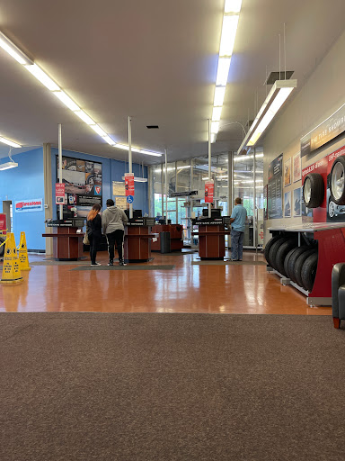 Tire Shop «Firestone Complete Auto Care», reviews and photos, 300 John St, Bridgeport, CT 06604, USA