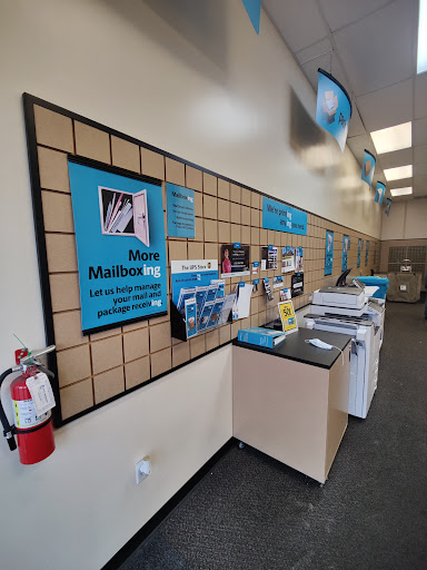 Shipping and Mailing Service «The UPS Store», reviews and photos, 11870 Hialeah Gardens Blvd #129b, Hialeah Gardens, FL 33018, USA