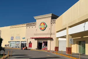 Cancun Mall image