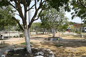 Urb. Simon Bolivar Park image
