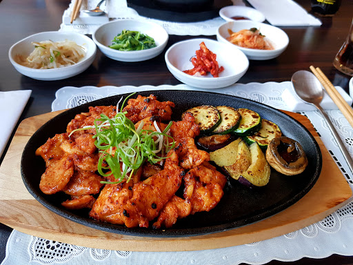Choi's Restaurant