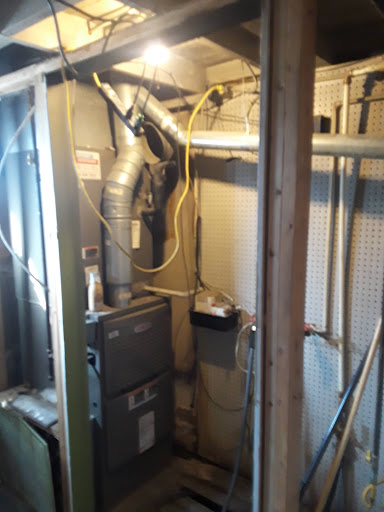 Tattoo Shop «Idle Hands Tattoo & Piercing», reviews and photos, 929 W Douglas Ave, Wichita, KS 67213, USA