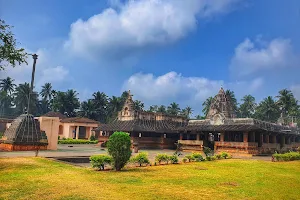 Banavasi Madhukeshwara Temple image