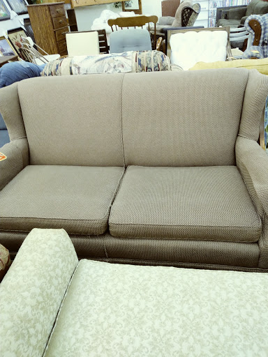 Thrift Store «Bargain Hunters Thrift Store», reviews and photos, 7020 Albemarle Rd, Charlotte, NC 28227, USA