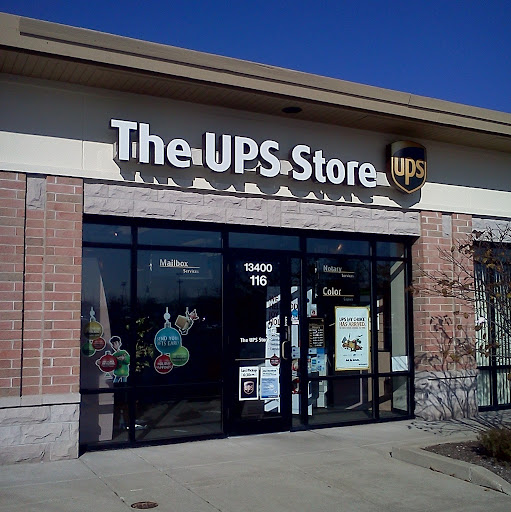 Mejor Notaría The UPS Store-Plainfield