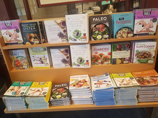 Book Store «Barnes and Noble», reviews and photos, 2500 N Mayfair Rd, Milwaukee, WI 53226, USA