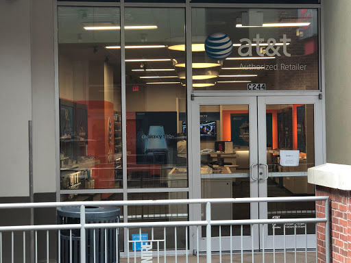 Cell Phone Store «AT&T Authorized Retailer», reviews and photos, 210 E Trade St Suite C244, Charlotte, NC 28202, USA
