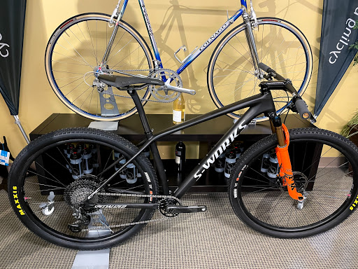 Outdoor Sports Store «twohubs cycling boutique», reviews and photos, 27231 Burbank #201, Foothill Ranch, CA 92610, USA