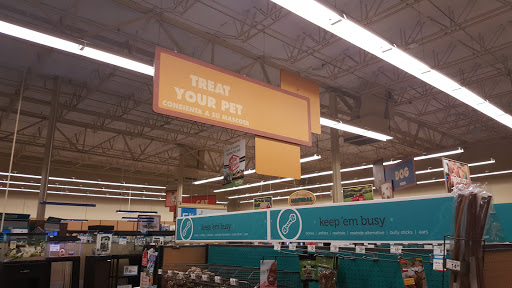 Pet Supply Store «Petco Animal Supplies», reviews and photos, 1350 S Ironton St #120, Aurora, CO 80012, USA