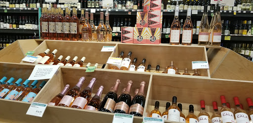 Grocery Store «Whole Foods Market», reviews and photos, 18700 Ventura Blvd #190, Tarzana, CA 91356, USA