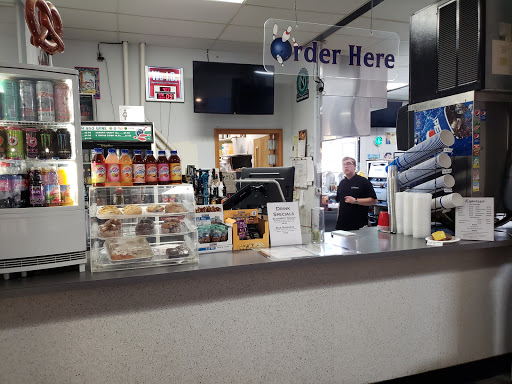 Bowling Alley «Emerald Lanes», reviews and photos, 140 Oakway Rd, Eugene, OR 97401, USA