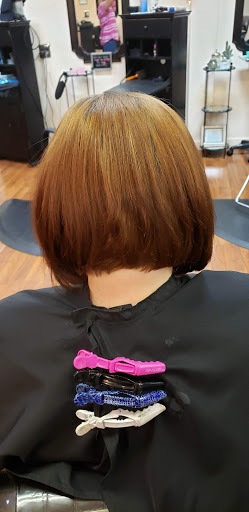 Hair Salon «Anna Belle Salon», reviews and photos, 897 W Eisenhower Pkwy, Ann Arbor, MI 48103, USA