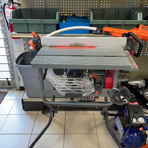 Pawn Shop «Cash Money Pawn & Gun», reviews and photos, 5015 Portsmouth Blvd, Portsmouth, VA 23701, USA