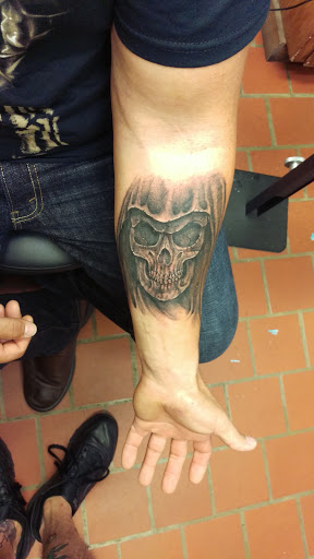 Tattoo Shop «Untouchable Ink», reviews and photos, 204 S Spring Garden Ave, DeLand, FL 32720, USA
